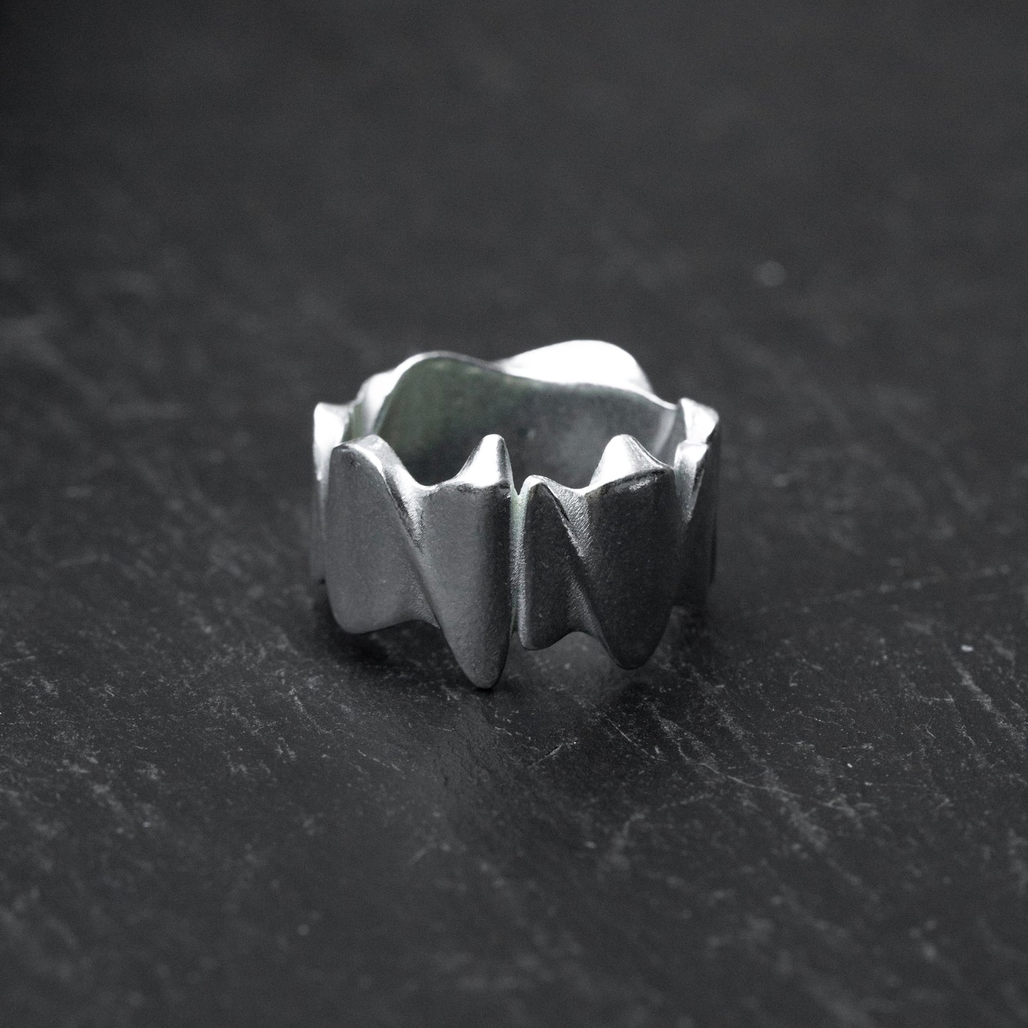 Twister 12mm Ring